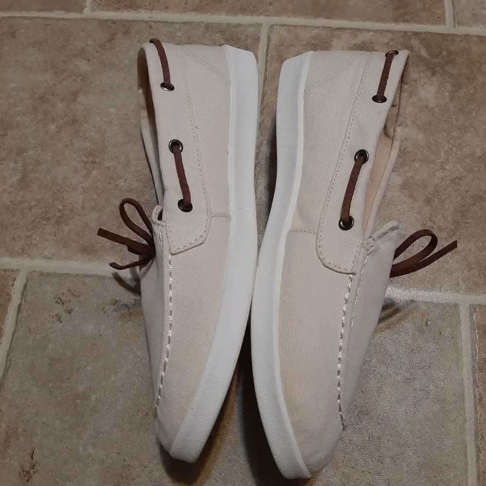 Lincoln Outfitters White Flats Sneaker Men Size 10 Casual Travel